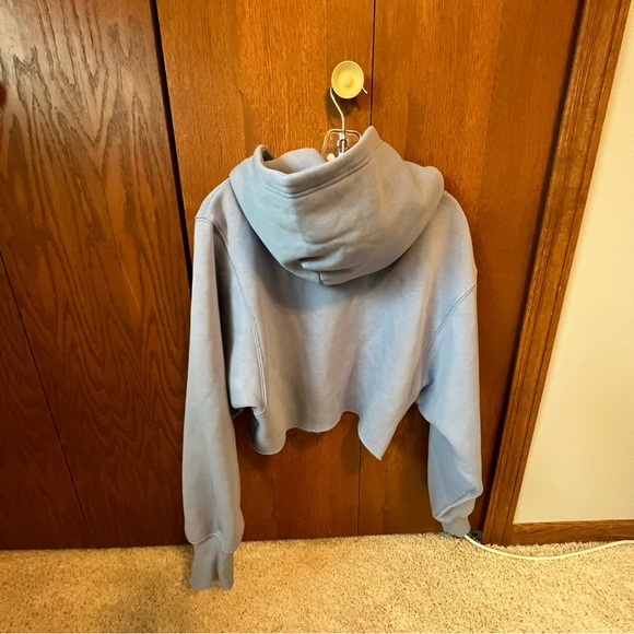 Balance Athletica (Vitality) Cloud Cropped Hoodie - Picture 7 of 8